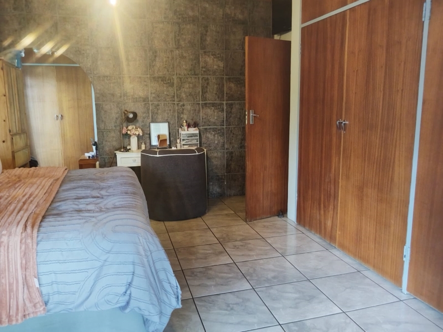 4 Bedroom Property for Sale in Elandsrand North West